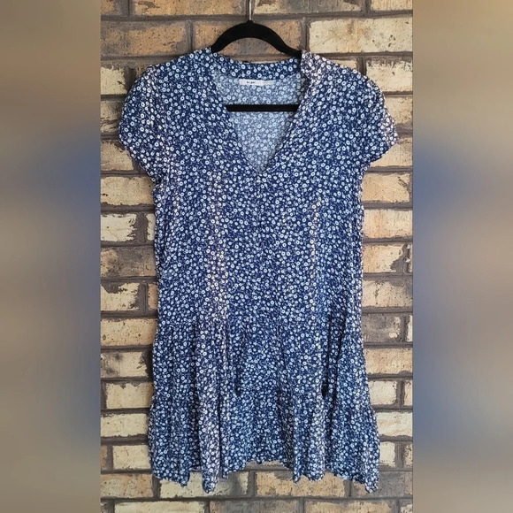 miami Dresses & Skirts - Mi Ami blue and white floral dress